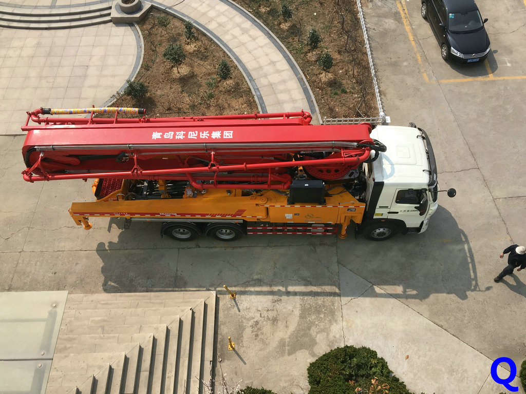 小型混凝土泵車，科尼樂小型泵車，天泵，混凝土泵車，