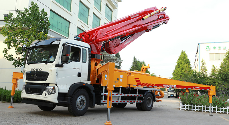 科尼樂小泵車迎新春，團(tuán)結(jié)力量共創(chuàng)輝煌